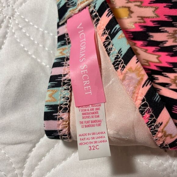 Victoria’s Secret Bikini Swim Top Size 32C - Picture 4 of 5